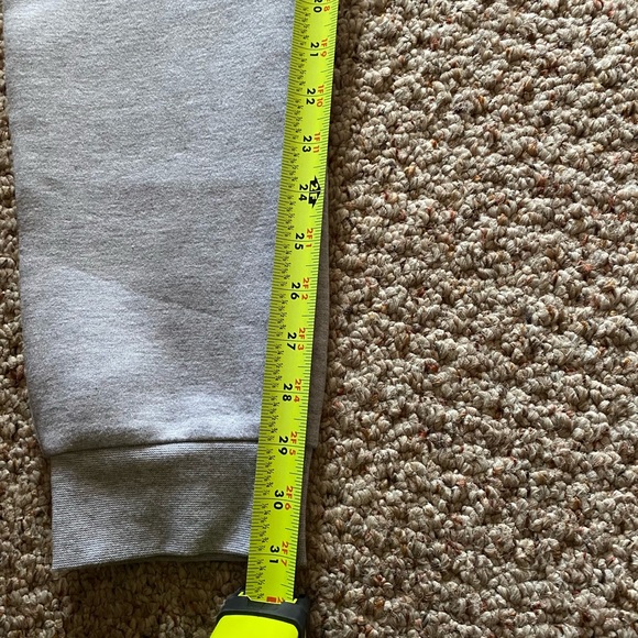 Lacoste tapered Sweatpants (NWOT) in excellent condition and never worn - Picture 4 of 5